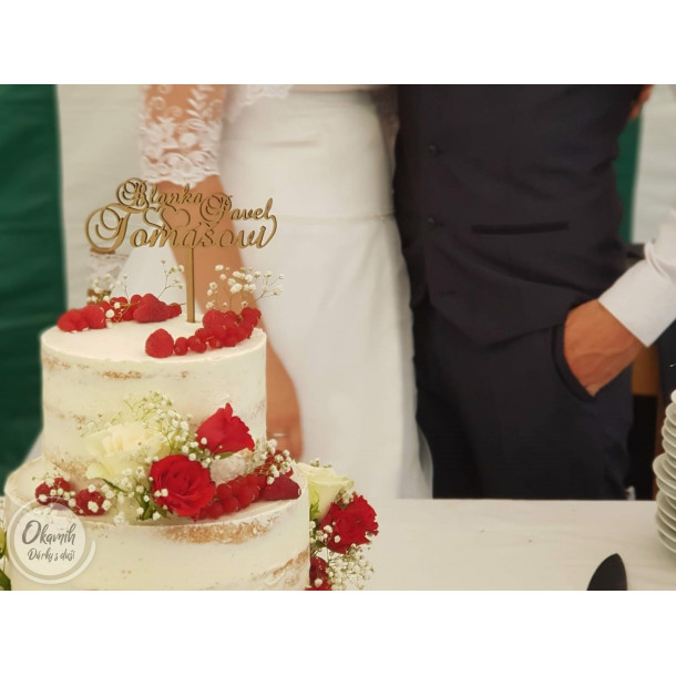 Svatební zápich do dortu se srdci Dekorácia na svadobnú tortu so srdcu